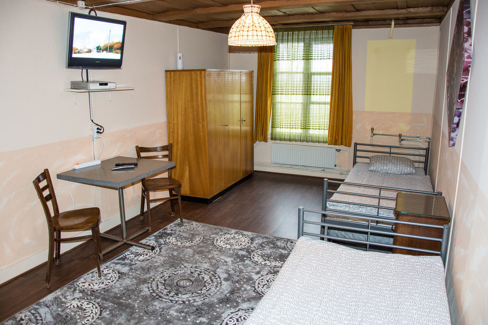 Hotel Schonbrunnen Münchenbuchsee Extérieur photo